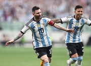 开云体育在线-巴萨意外输球，梅西抢射帕克松球门