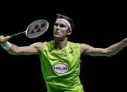 开云体育平台APP-中国羽毛球队鏖战日本羽毛球队，安赛龙高光表现的简单介绍