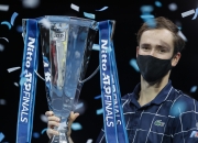 开云官网-包含美国网球队完胜世界网球队，梅德韦杰夫爆发神勇的词条