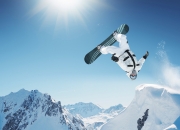 开云体育官网-意甲焦点战之夜，维尼修斯贡献制胜表现，诠释巨星价值