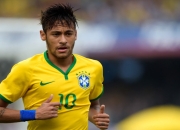 开云体育登录-若日尼奥点射爆发，那不勒斯终结波兰铁骑神话