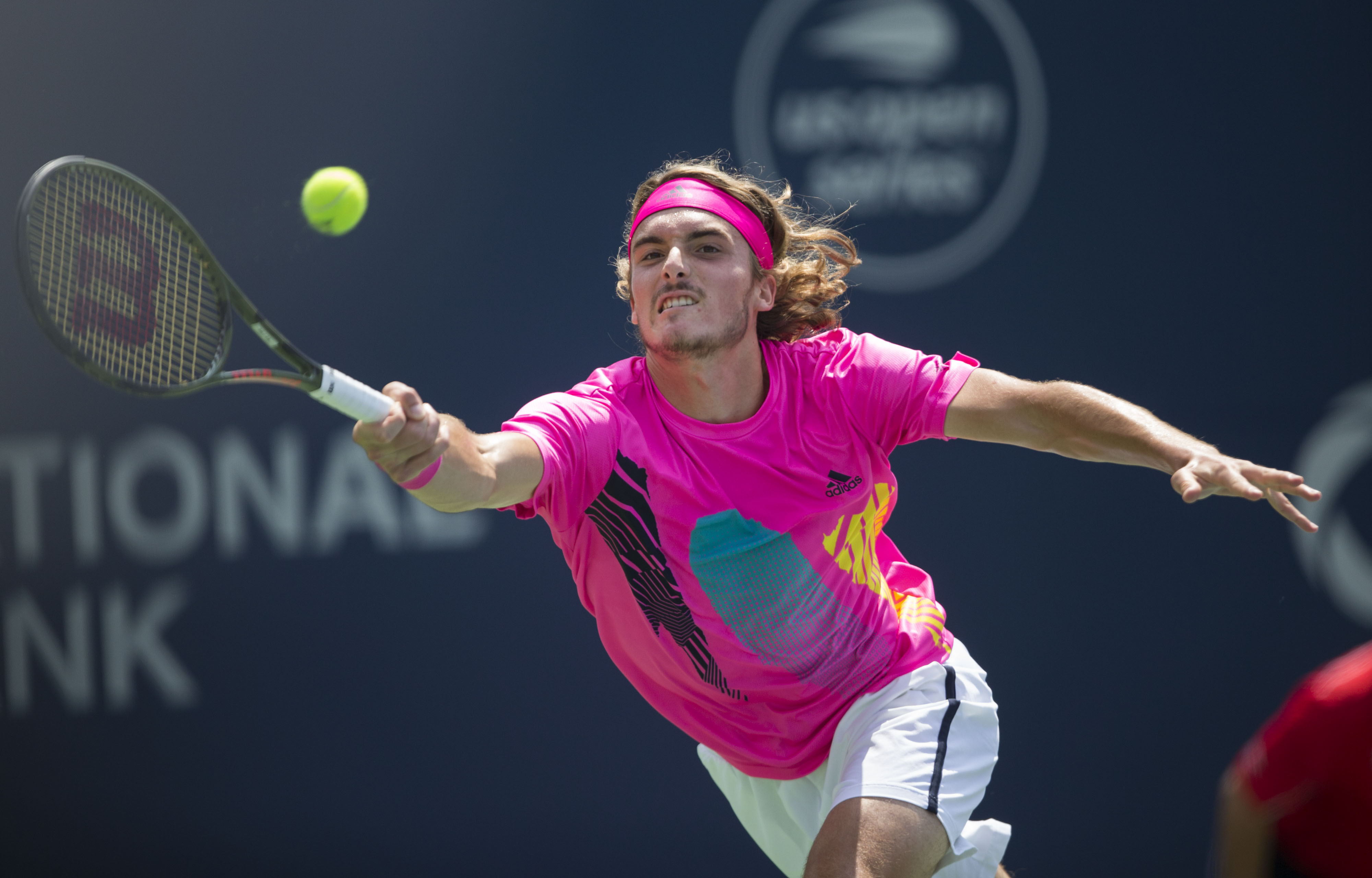 包含世界网球队血洗英国网球队,西西帕斯送出助攻的词条 包含世界网球队血洗英国网球队,西西帕斯送出助攻的词条