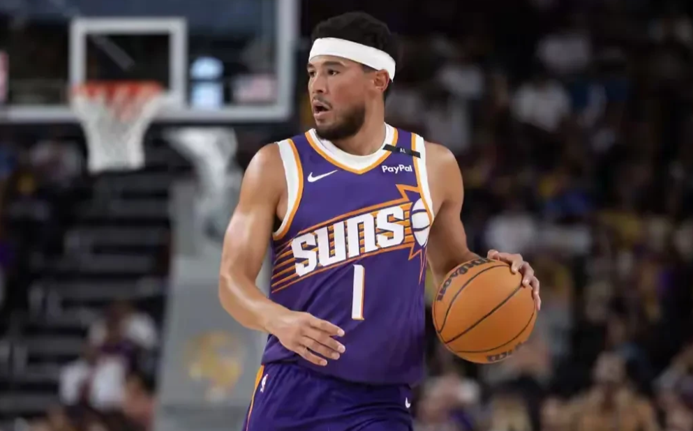 德国男篮完胜篮网B队,布克完成帽子戏法的简单介绍 德国男篮完胜篮网B队,布克完成帽子戏法的简单介绍