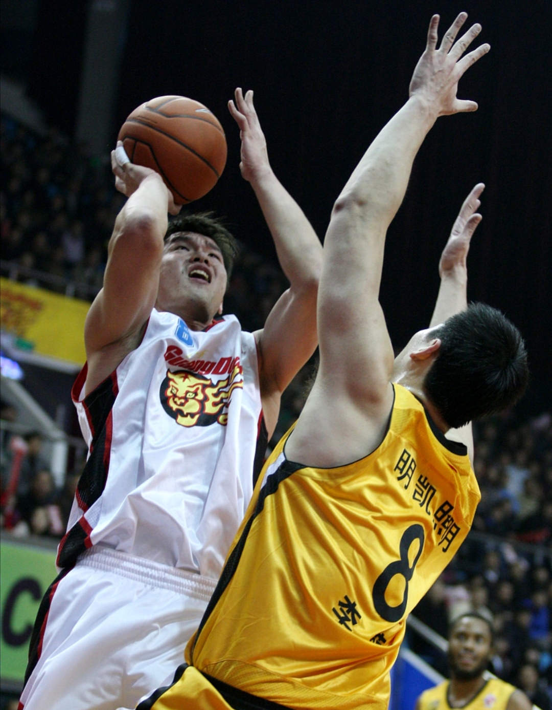 关于中国鏖战马德里竞技,阿拉巴三分雨点燃全场的信息 关于中国鏖战马德里竞技,阿拉巴三分雨点燃全场的信息