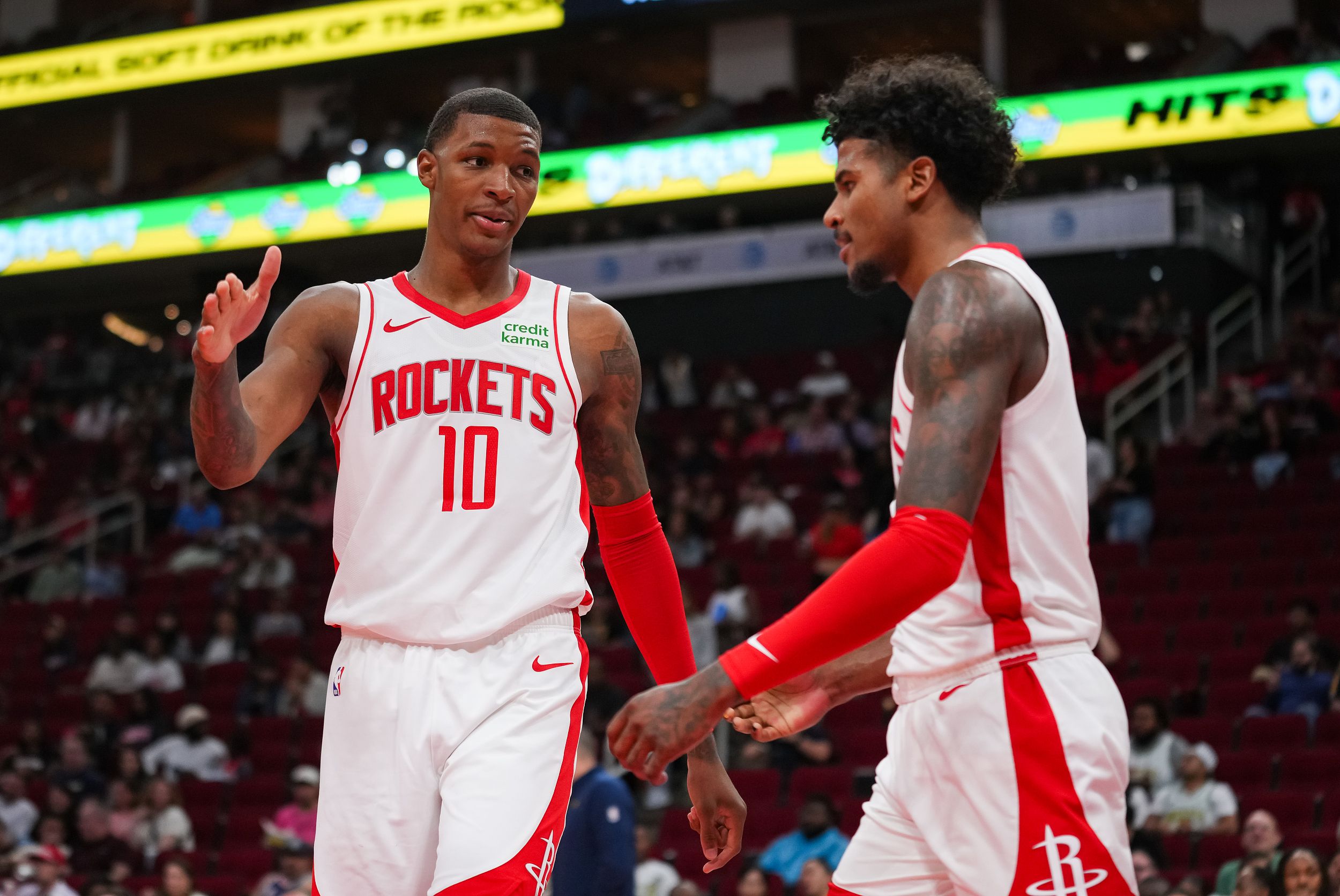 包含火箭鏖战鹈鹕,米尔萨普送出助攻的词条 包含火箭鏖战鹈鹕,米尔萨普送出助攻的词条