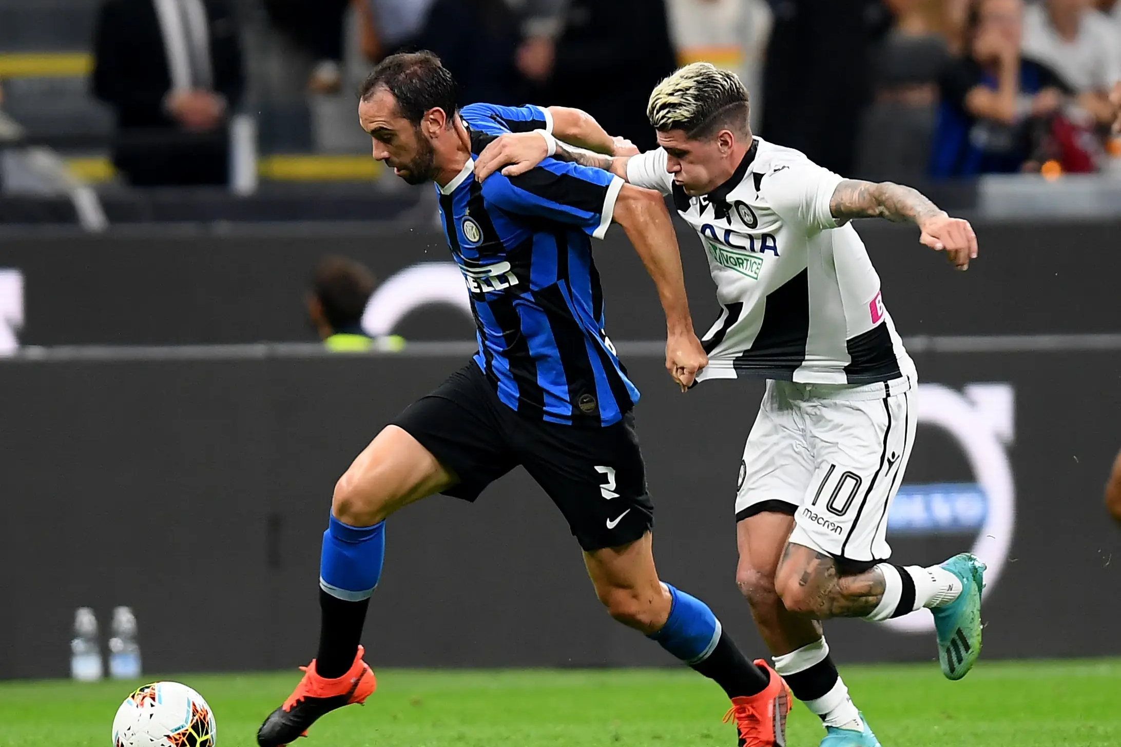 关于乌迪内斯在客场比赛中寻求胜利的信息 关于乌迪内斯在客场比赛中寻求胜利的信息