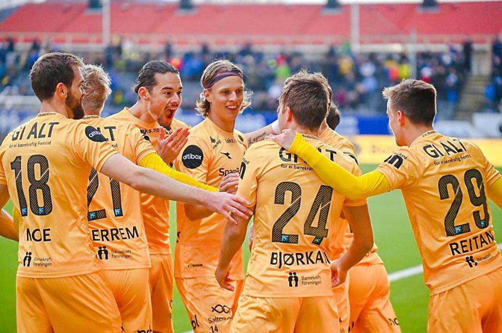 包含欧预赛火花四溅,球员们拼死一搏的词条 包含欧预赛火花四溅,球员们拼死一搏的词条