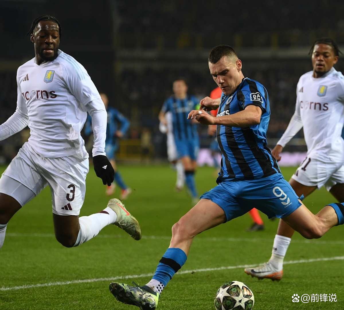 阿斯顿维拉主场战胜曼联,取得关键胜利的简单介绍 阿斯顿维拉主场战胜曼联,取得关键胜利的简单介绍