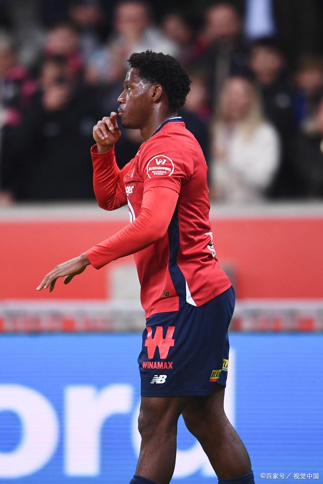 包含里尔主场击败尼斯，豪取三分的词条