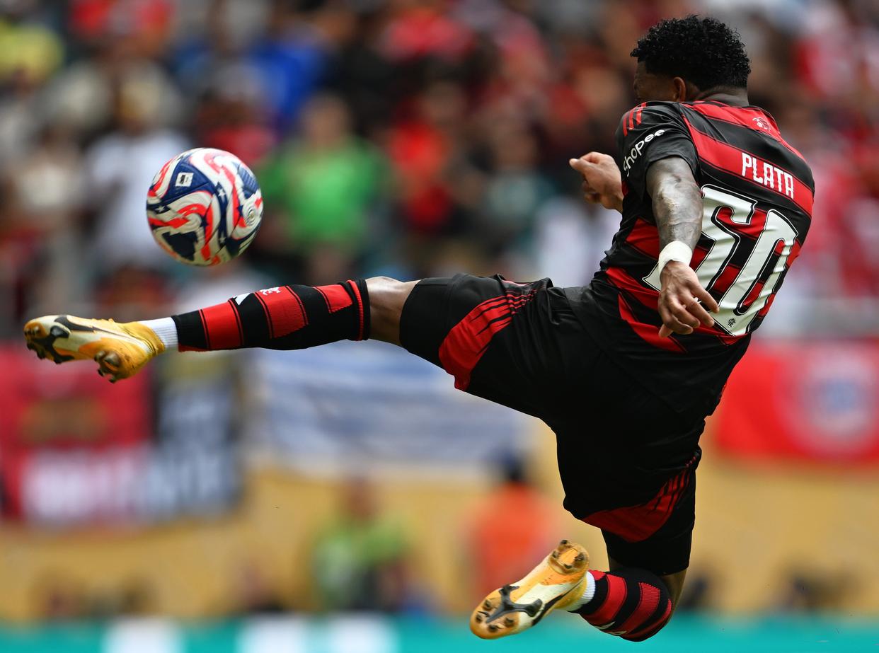 拜仁慕尼黑球队夺得预赛胜利,积分榜升至前列的简单介绍 拜仁慕尼黑球队夺得预赛胜利,积分榜升至前列的简单介绍