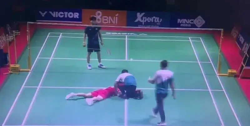 印尼羽毛球队鏖战英格兰羽毛球队,谌龙关键制胜的简单介绍 印尼羽毛球队鏖战英格兰羽毛球队,谌龙关键制胜的简单介绍