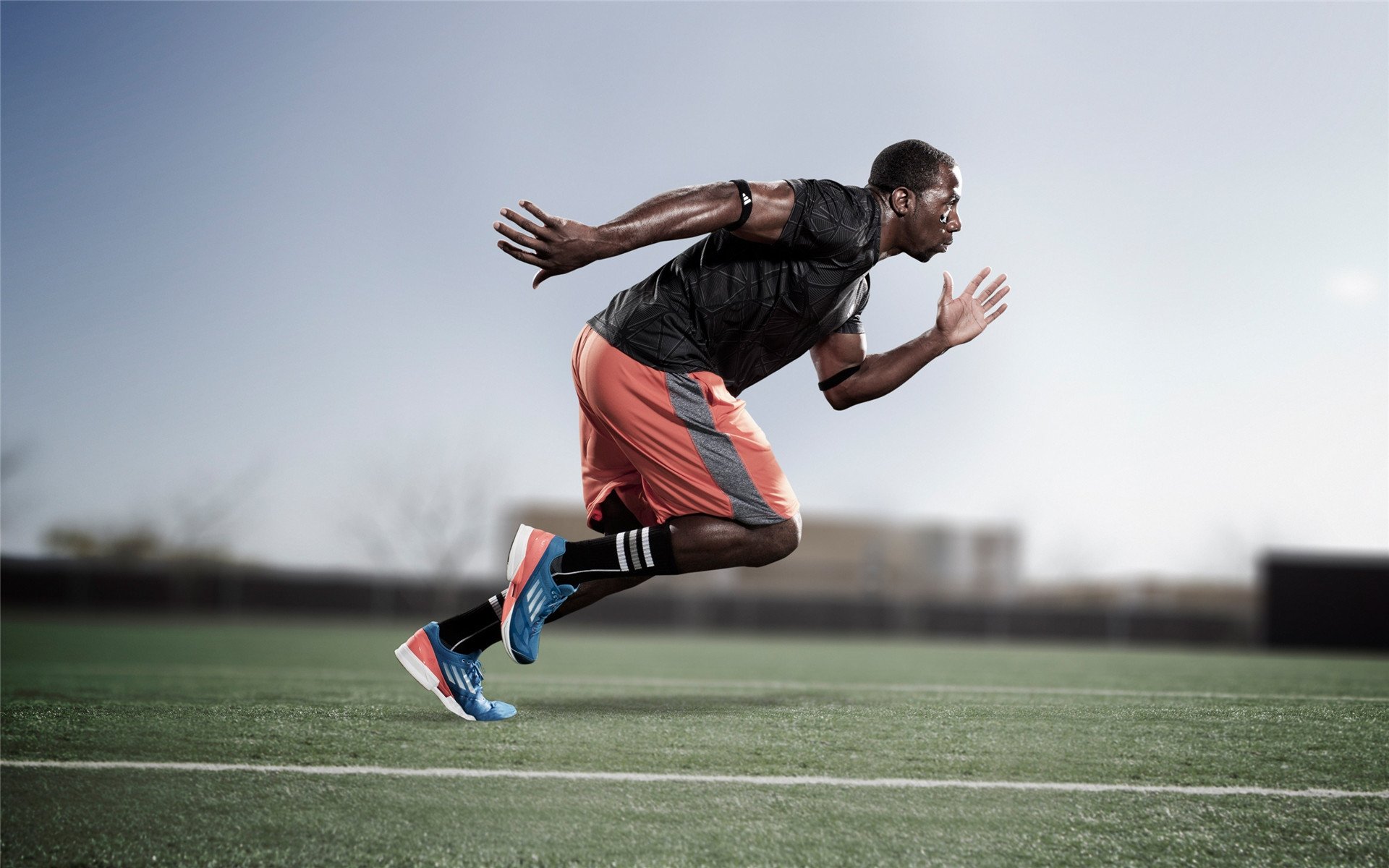 卡瓦哈尔里程碑之夜，里昂关键战突围切尔西，绿茵场上的唯一性