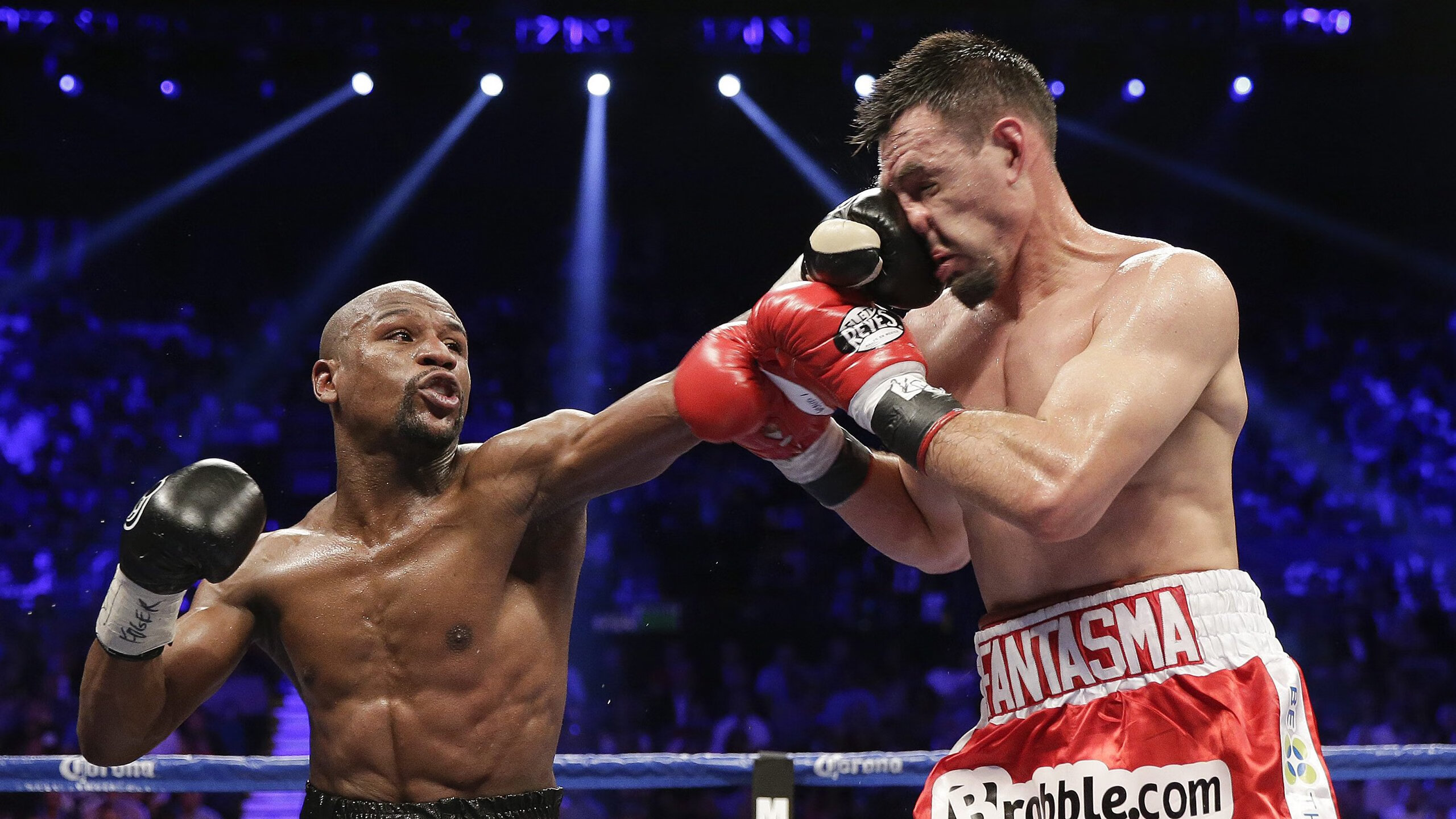 年度焦点之战之夜，布克赛后评分拉满，诠释何为巨星时刻